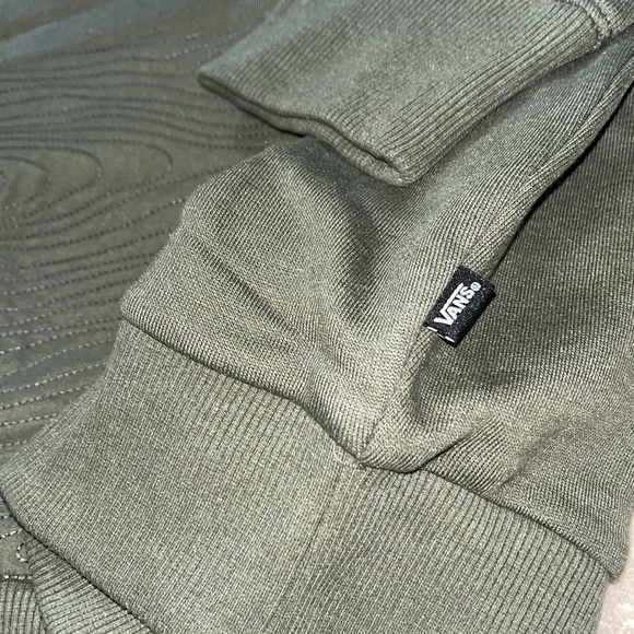 VANS brand forest green, super soft hoodie with embroidered kangaroo pocket - Picture 4 of 9